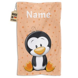 Das liebevoll gestaltete kleine Kinder-Handtuch Pinguin" kannst Du mit einem Namen in unserem Produktdesigner ganz einfach personalisieren. Das..."