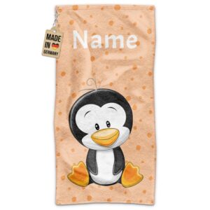 Das liebevoll gestaltete Kinder-Handtuch mit Pinguin kannst Du mit einem Namen in unserem Produktdesigner ganz einfach personalisieren. Ein...