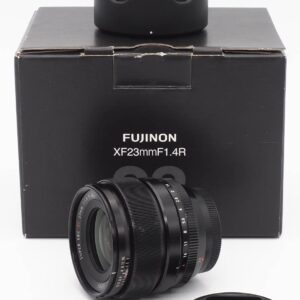 Dieses Fujifilm Fujinon XF23mm Objektiv befindet sich im technisch einwandfreien Zustand. Das Objektiv weist optisch nur übliche