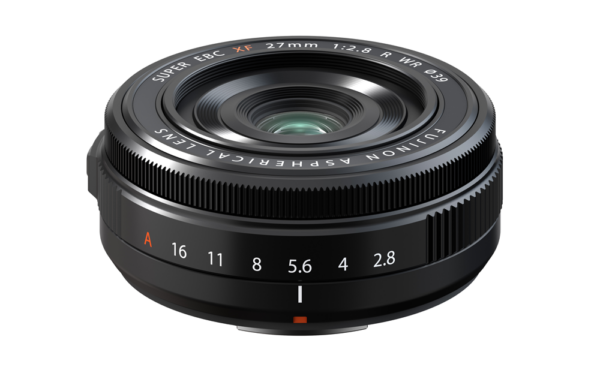 aktuell FUJINON XF27mmF2.8 R WR Pancake-Objektiv Das FUJINON XF27mmF2.8 R WR ist ein kompaktes und wetterfestes Pancake-Ob-jektiv für spiegellose Systemkameras der FUJIFILM X