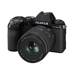 Die spiegellose Systemkamera FUJIFILM X-S20 verbindet hohe Leistungsfähigkeit mit maximaler Mobilität