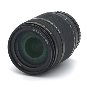 Dieses Sony SAL DT 18-200mm 2.5-6.3 Objektiv wurde komplett überprüft und befindet sich technisch im einwandfreien Zustand. Das Objektiv weist äußerlich übliche bis etwas