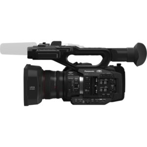 Dieser Panasonic HC-X1E 4K Camcorder kommt aus unserem Ausstellungsbereich/Showroom. Der Camcorder weist nur kaum sichtbare Nutzspuren auf