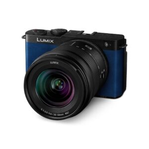 Die LUMIX S9 ist die kleinste und leichteste Vollformat Systemkamera der LUMIX S-Serie. Sie ist in fünf verschiedenen Farben erhältlich – Smokey White