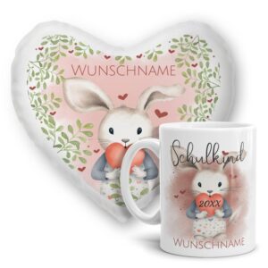 Unsere Kombination aus dem Fotokissen in Herzform und der Kindertasse aus Keramik mit süßem Tiermotiv -Hase- ist die perfekte Geschenkidee für alle...