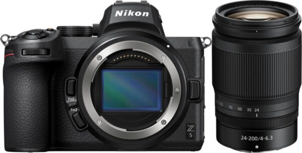 Nikon Z5 + Z 24-200mm f4-6,3 VR - nach 500 EUR Nikon Winter Sofortrabatt